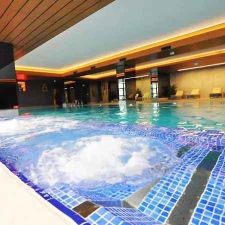 Gorgeous Bright W Parking Poolviews! #236 * Стамбул