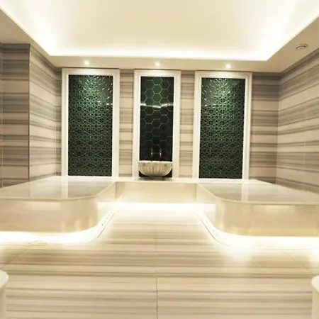 Апартаменты Gorgeous Bright W Parking Poolviews! #236 *