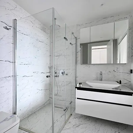 דירה Gorgeous Bright W Parking Poolviews! #236